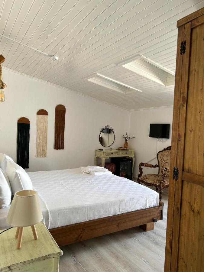 Pupa Alacati Butik Otel Кешме Экстерьер фото