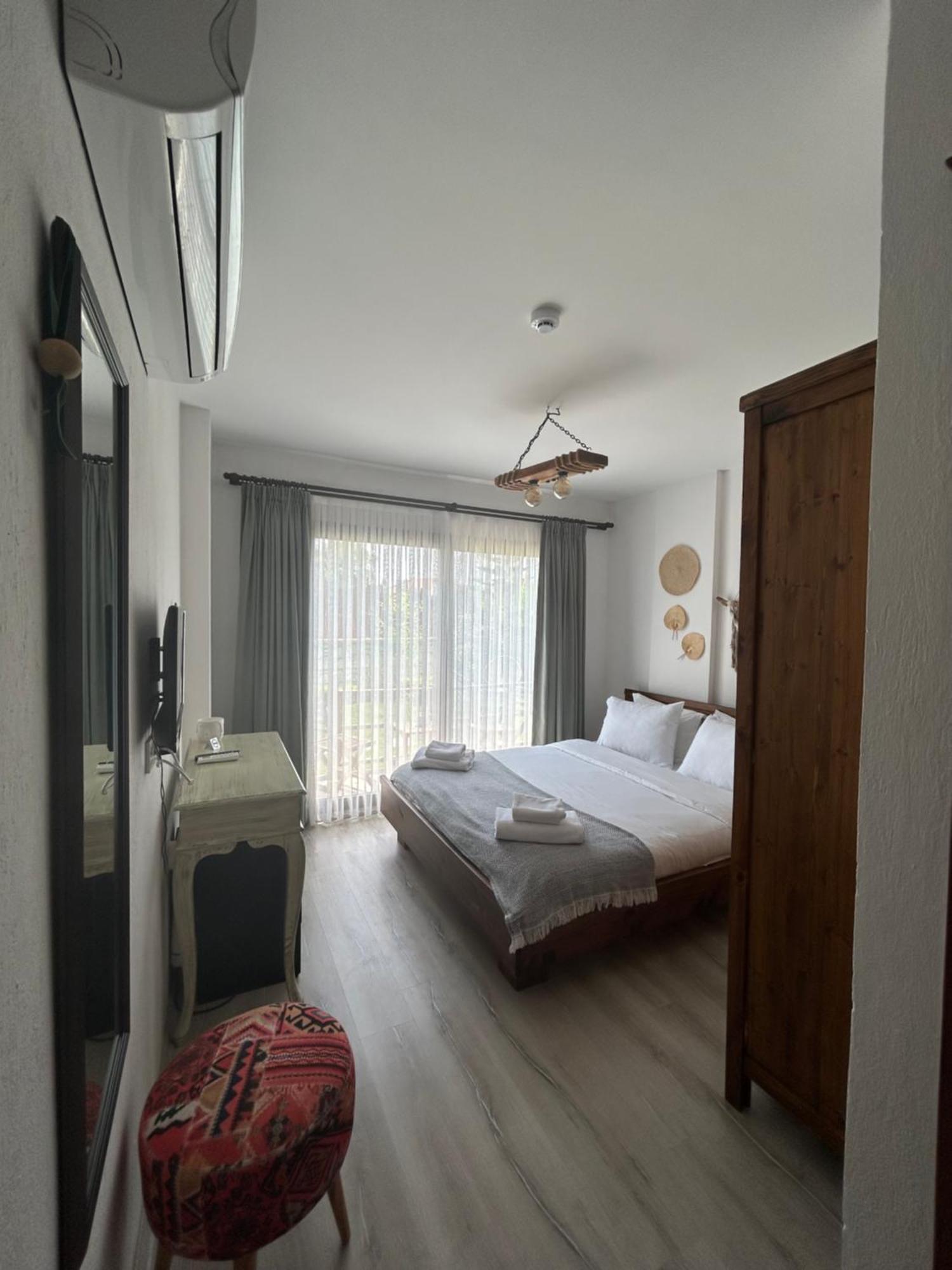 Pupa Alacati Butik Otel Кешме Экстерьер фото