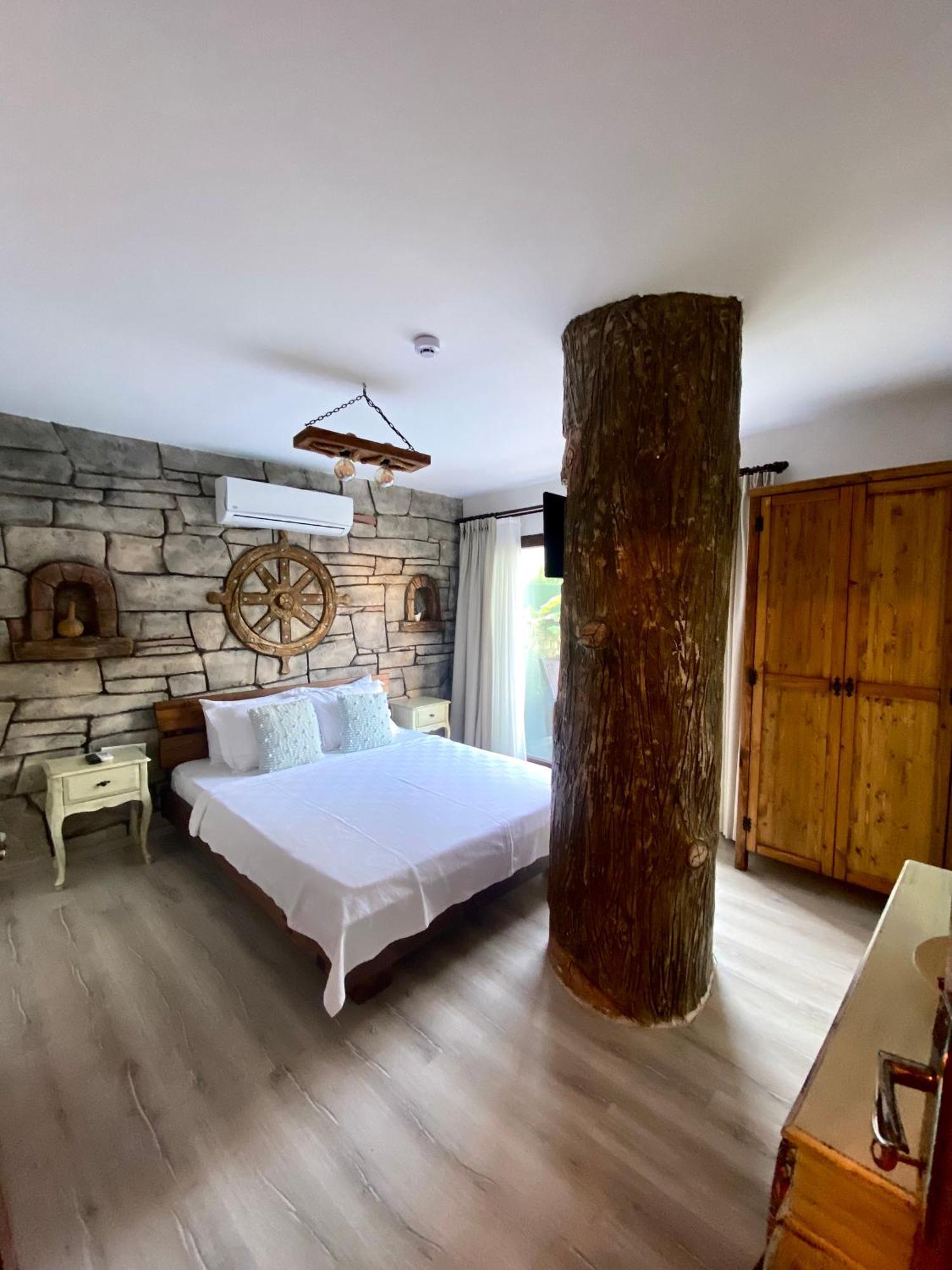 Pupa Alacati Butik Otel Кешме Экстерьер фото